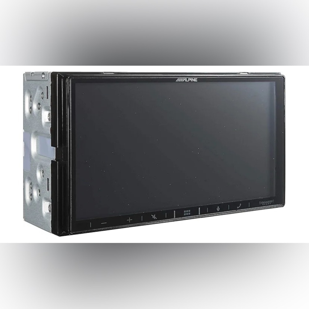 Alpine iLX-W650 7"Double DIN-BUNDLE W/ PAC RP5-GM11 Radio Replacement Interface
